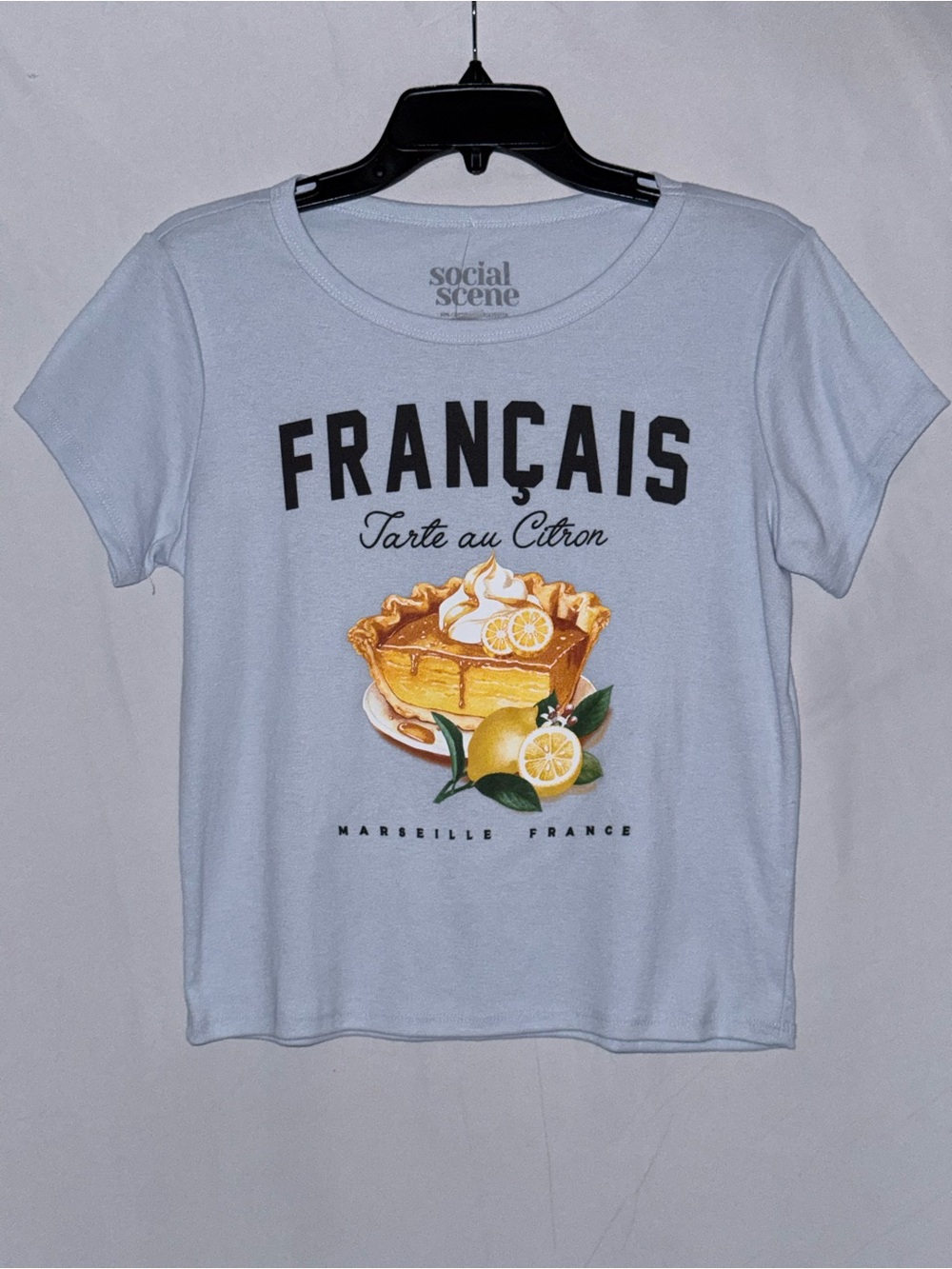 Social Scene Light Blue 'Français Tarte au Citron' Graphic Tee Size XL (Juniors)